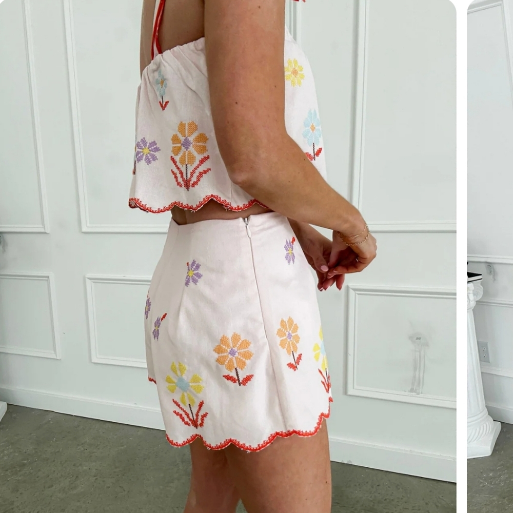Cabo cozy embroidery floral 2 piece set